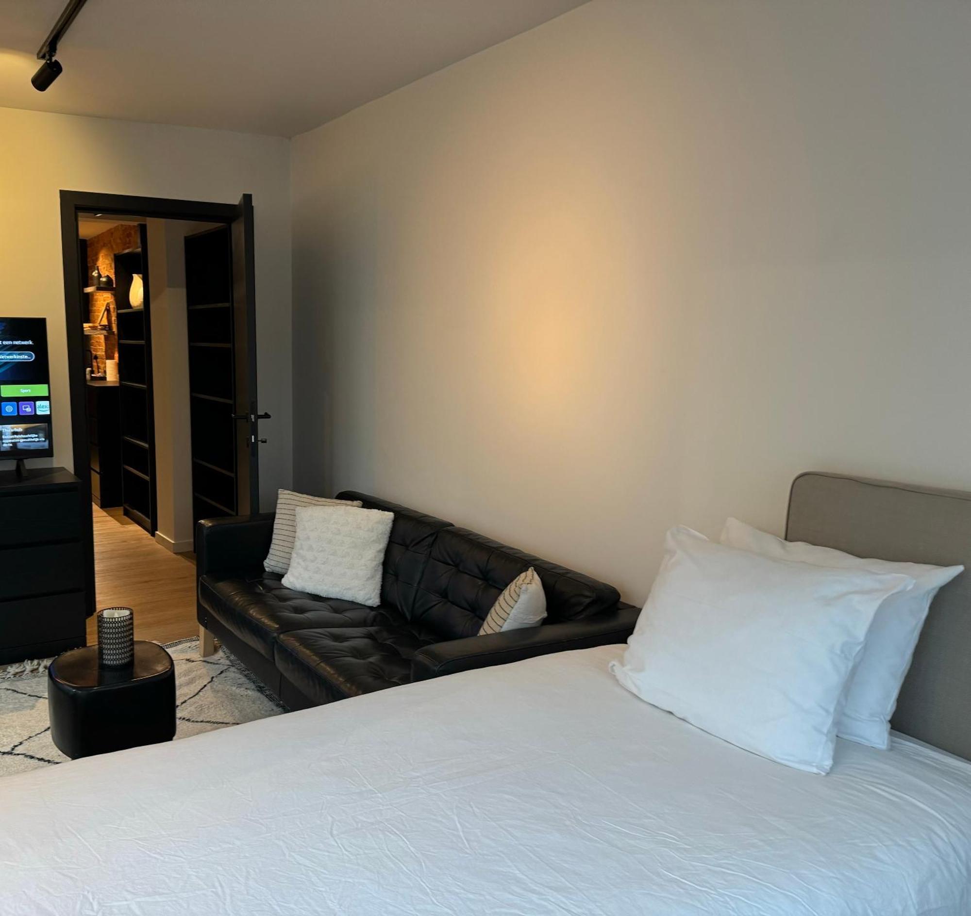 Luxury Apartment With Cosy Garden! Гент Экстерьер фото