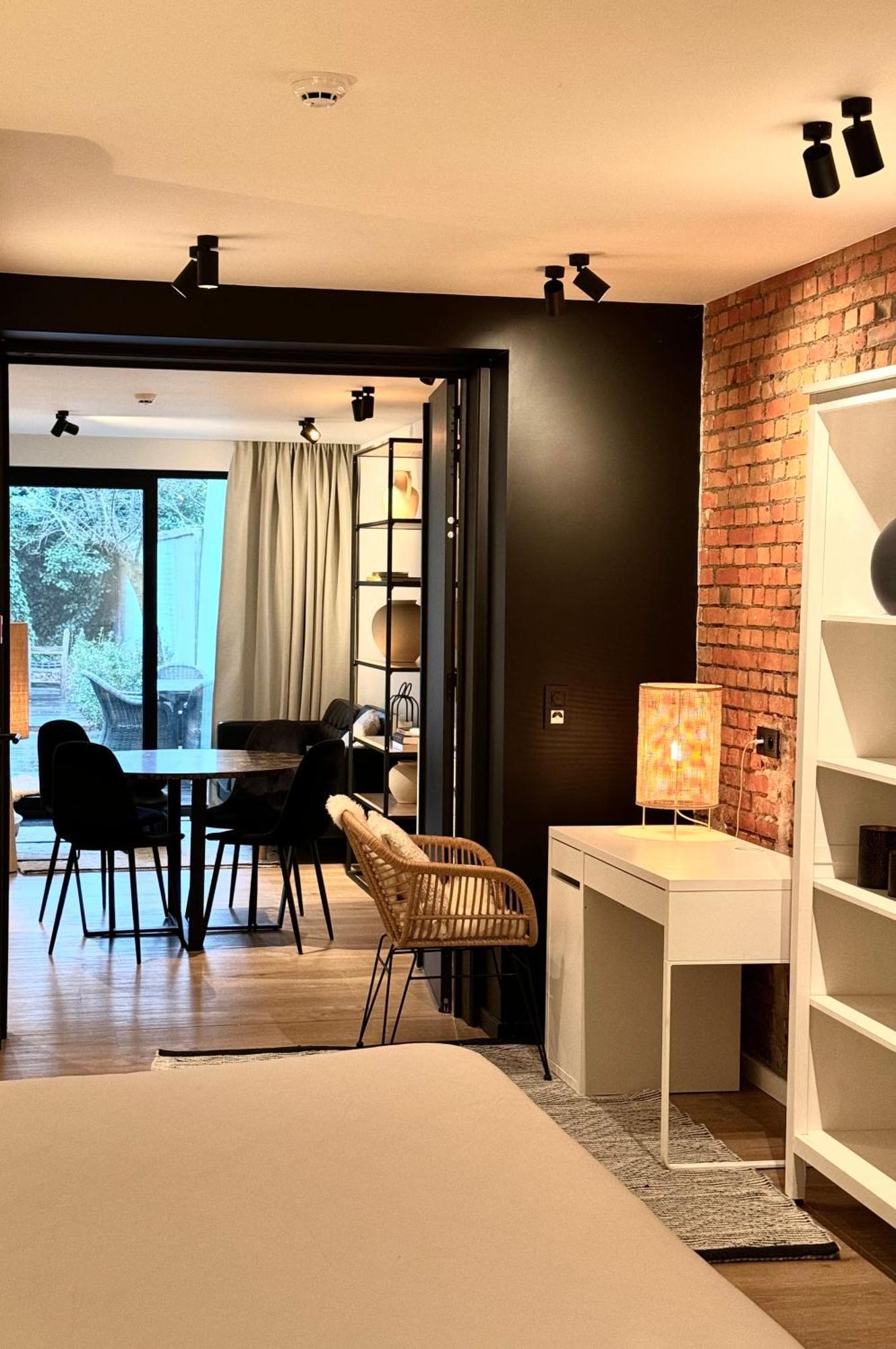 Luxury Apartment With Cosy Garden! Гент Экстерьер фото